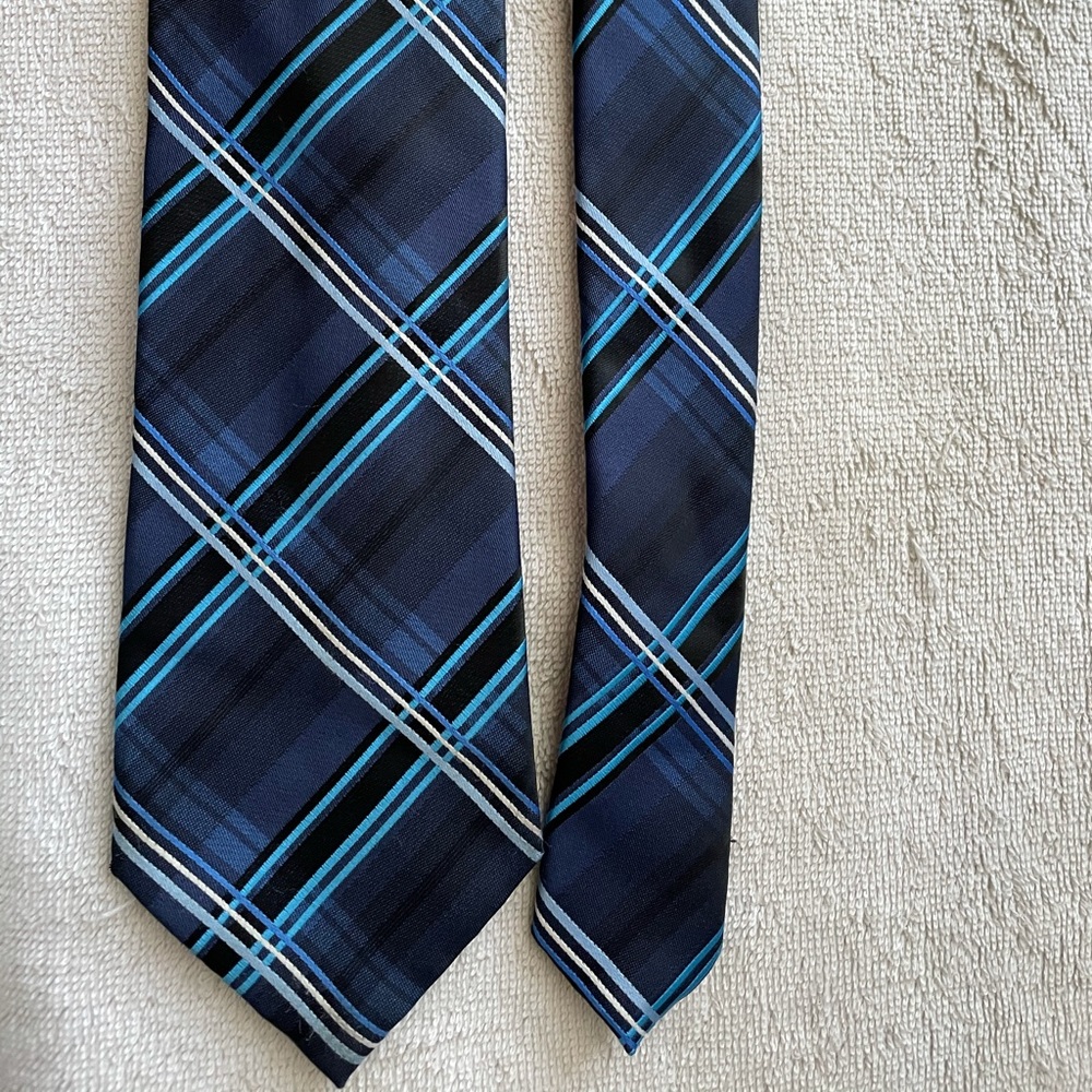Arrow USA 1851 tie